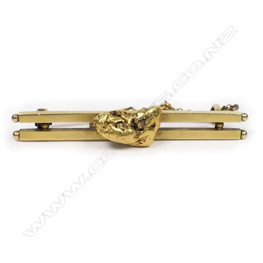 F W Collins (Napier) 9ct gold nugget brooch, Image 1++